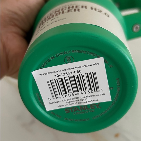 Stanley Emerald Green Quencher H2.0 Tumbler 30 oz - Picture 5 of 5